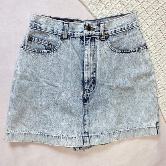 โญ๏ธ VINTAGE โญ๏ธ 90's SQUEEZE High Waisted Jean Skort - Picture 4 of 8